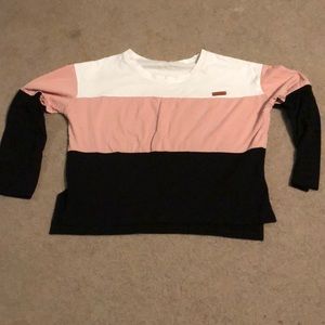 Long sleeve crop tee